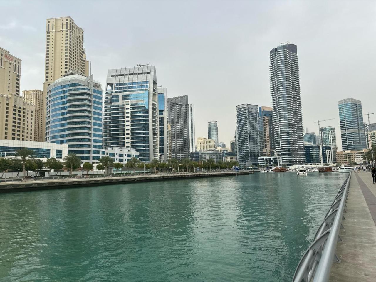 דובאי Success Luxury Apartment - 5 Min Away Marina Corniche - Free Housekeeping Provided Everyday-24-7 Staff Available For Services מראה חיצוני תמונה